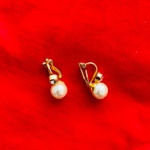 Women's Paddle Back Clip-On Earrings from Canada | Gold color - Picture 14 of 14